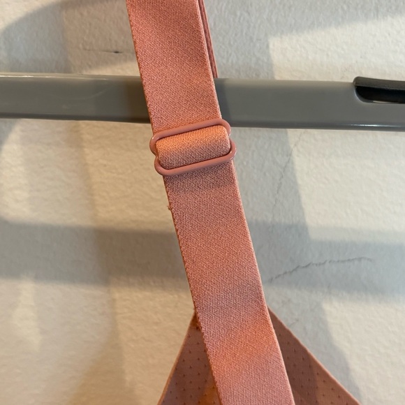 KNIX Sz 6 Bra V-Neck Underwire Free Removable Pads Adjustable Straps & Back NEW - Picture 7 of 8